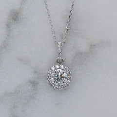 18k White Gold Round Brilliant Cut Diamond Halo Pendant & Chain