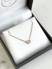 18k Yellow Gold Oval Cut Diamond Pendant & Chain