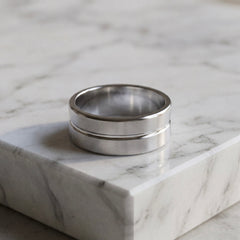 Men's Grooved Wedding Ring