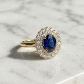 18k Yellow Gold Oval Ceylon Sapphire & Diamond Cocktail Ring