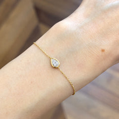 Yellow Gold East-West Bezel Set Pear Lab Diamond Bracelet
