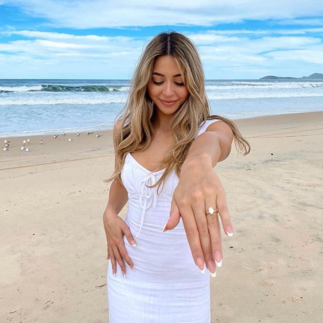 The Ultimate Guide to Buying a Diamond Engagement Ring