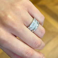 18k White Gold Stackable Hammer Set Diamond Ring