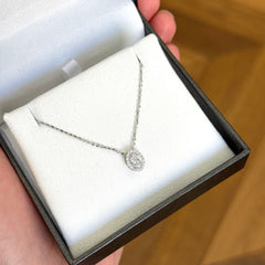 18k White Gold Oval Cut Diamond Halo Necklace