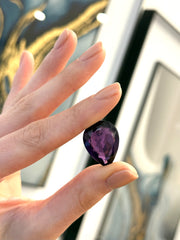 Loose Pear Shaped Amethyst Gemstone - 23.37ct
