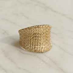 9k Yellow Gold Textured Concave Ring