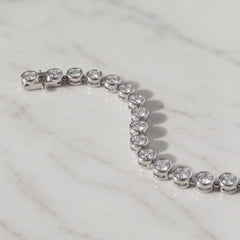 18k White Gold Lab Grown Bezel Set Diamond Tennis Bracelet